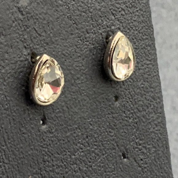 Clear Teardrop Stud Earrings As Is  Silver Faceted - Picture 2 of 3
